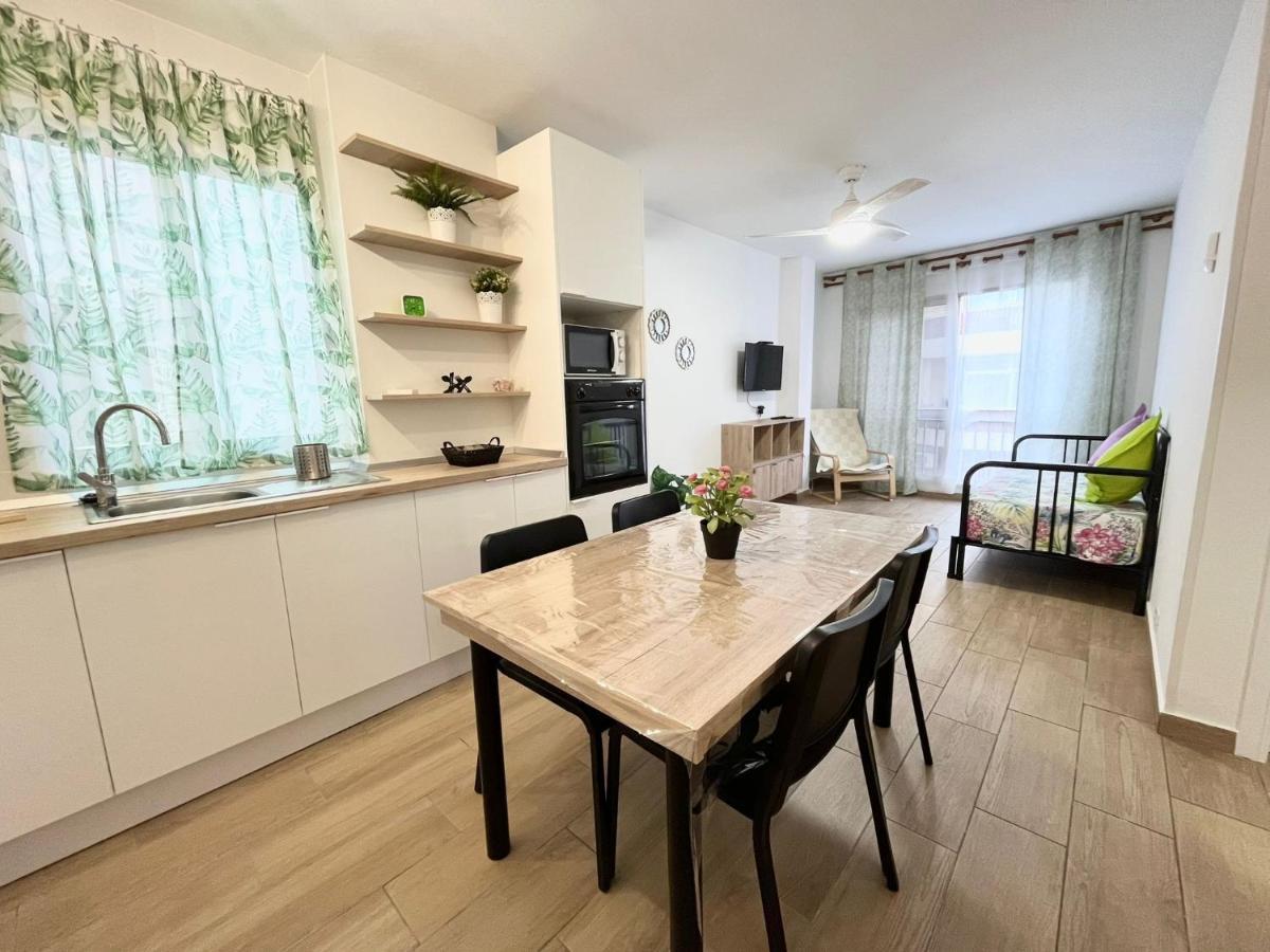 Appartamento Casa Melina Arona  Esterno foto