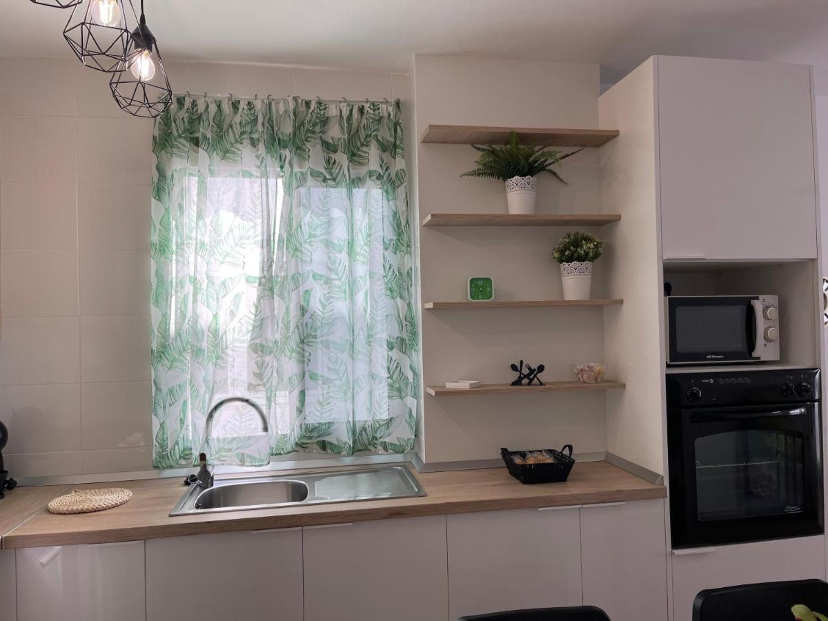 Appartamento Casa Melina Arona  Esterno foto